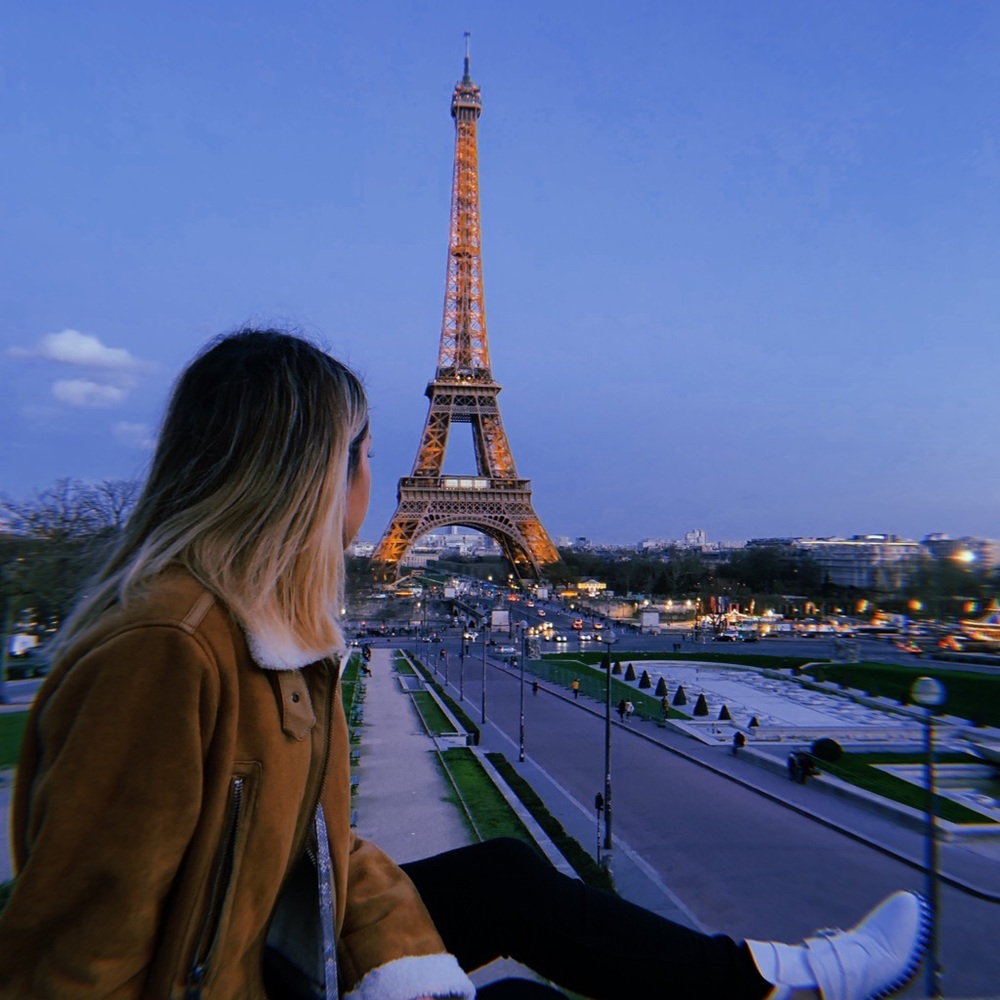 Meet your Posher, Larissa